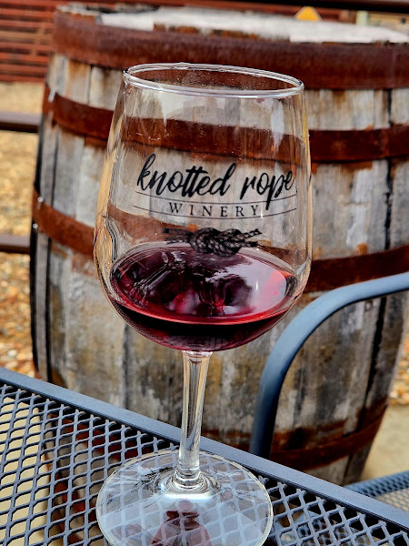 Knotted Rope Winery - Winery in Broken Bow