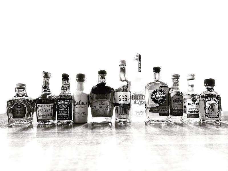 Airport Liquor photo