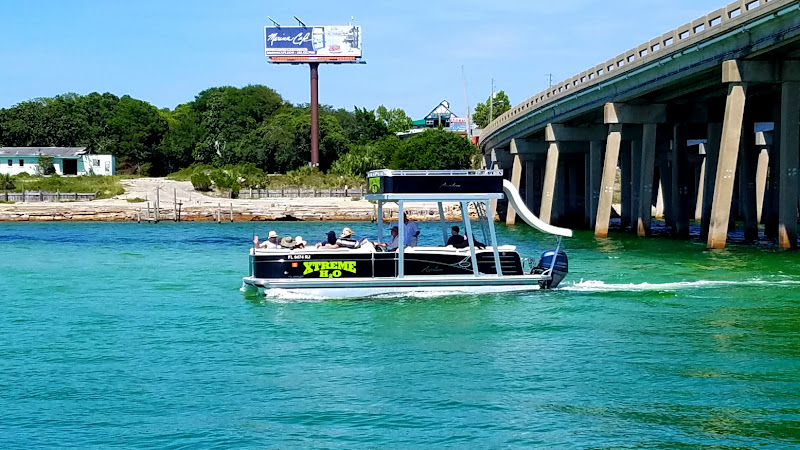 Xtreme H20 - Boat rental service in Destin