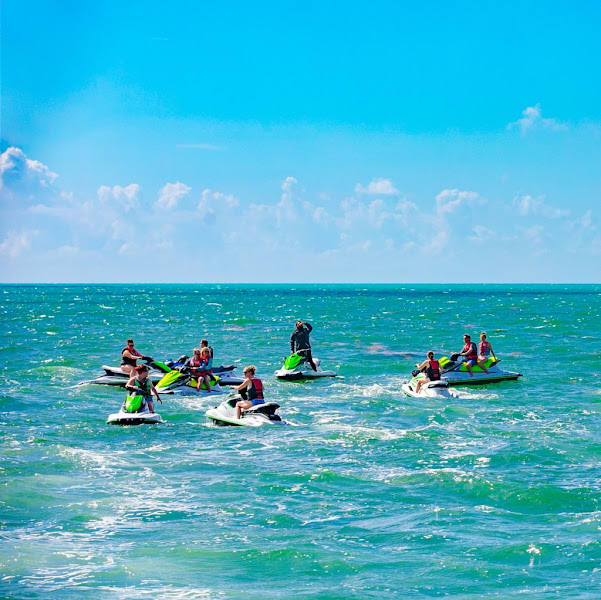 Barefoot Billy's Watersports - The Reach Resort