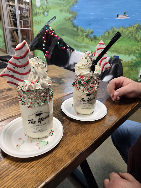 The Yard Milkshake Bar - Ice cream shop in Branson