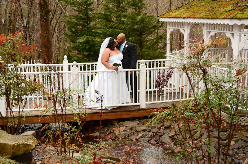 Gatlinburg Wedding Chapel at Honeymoon Hills