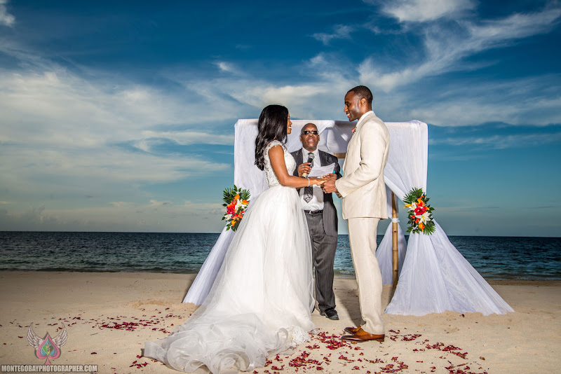 Montego Bay Photographer LLC - Kevin Wright - Wedding photographer in Montego Bay