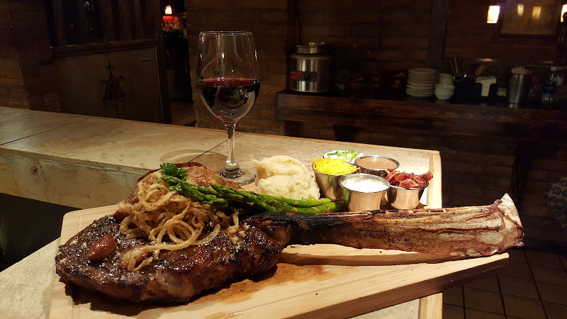 Feeney's Restaurant & Bar