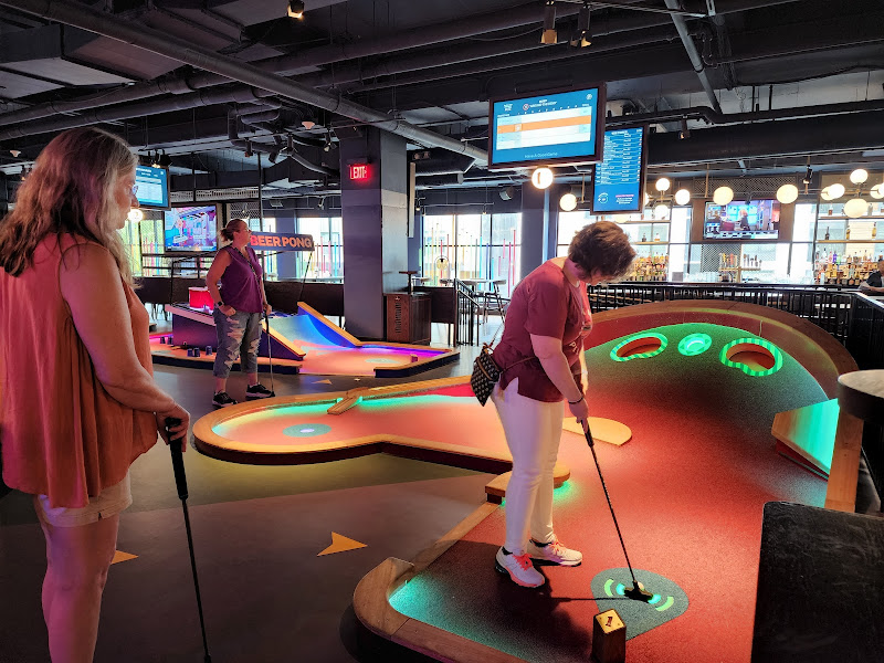 Puttshack - Atlanta - Midtown