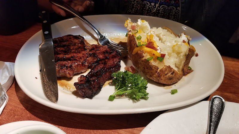 Houston's - Steak house in Atlanta