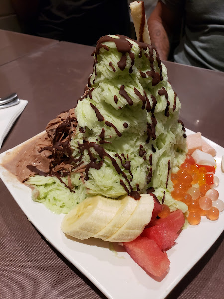 Frostcity - Ice cream shop in 1517 S King St