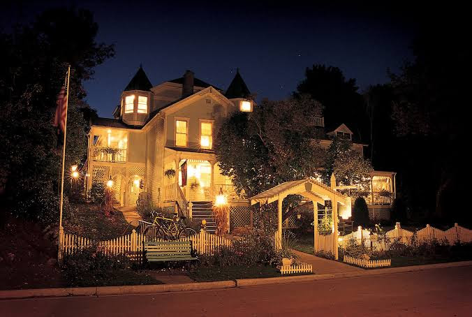 Metivier Inn - Bed & breakfast in Mackinac Island