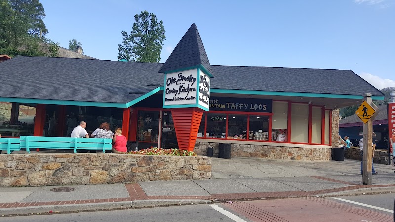 Ole Smoky Candy Kitchen - Candy store in Gatlinburg