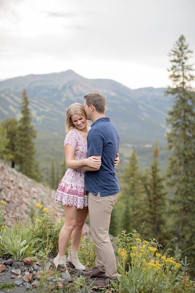 Bound for the Mountains - Photography service in Breckenridge