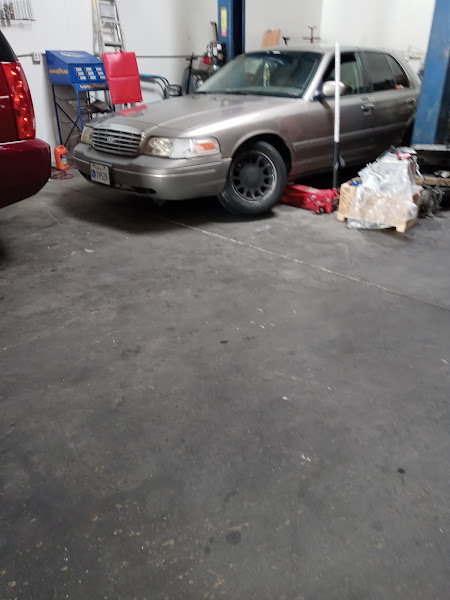 Alex Auto Services - Auto repair shop in 19020 N Indian Canyon Dr Ste. 5D