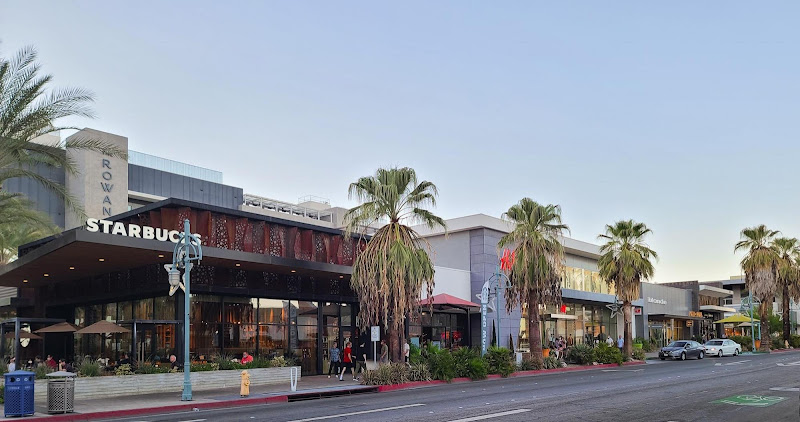 The Block Palm Springs - Shopping mall in Palm Springs