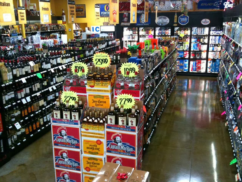 JESSIE'S LIQUORS