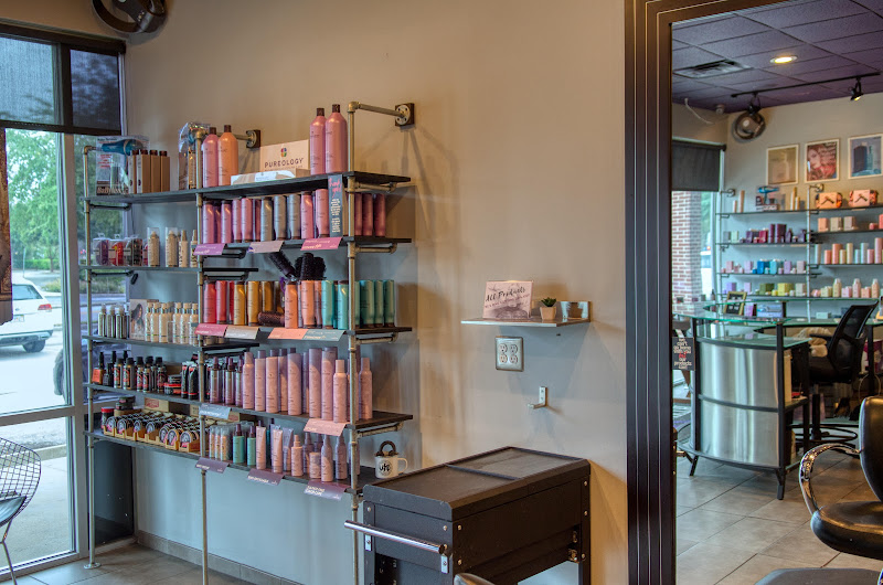 Locks Myth Salon - Hair salon in Jacksonville