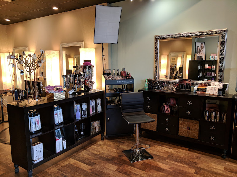 Salon Salon of AMI - Hair salon in Holmes Beach