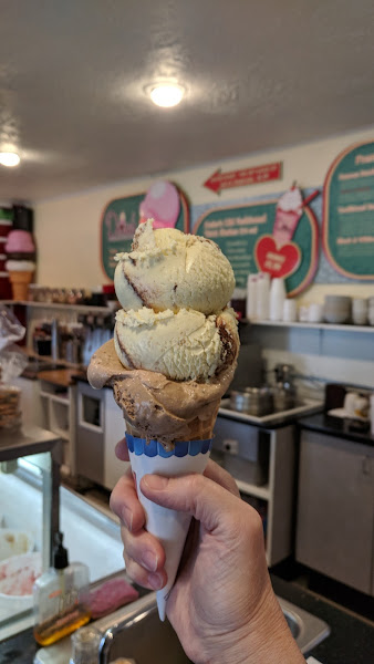 Delsa's Ice Cream Parlour