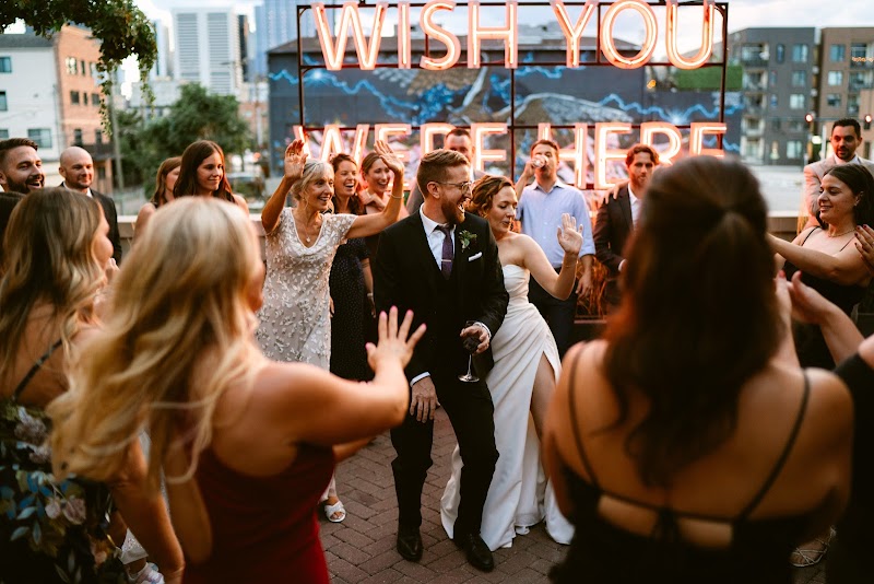 Mallory Munson Photography - Wedding photographer in Denver