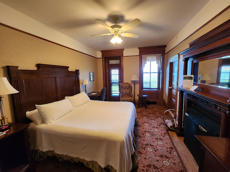 Mohonk Mountain House photo