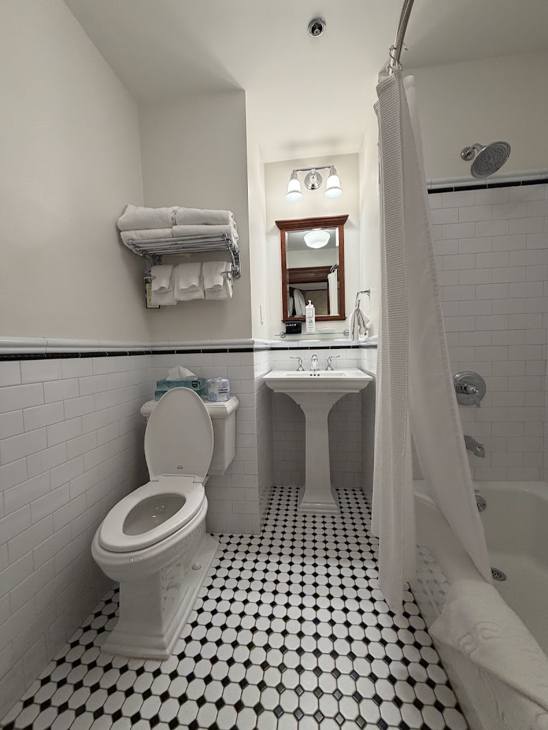 Mohonk Mountain House photo