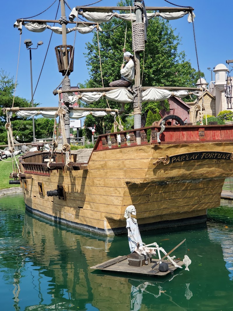 Pirate's Cove Adventure Golf photo