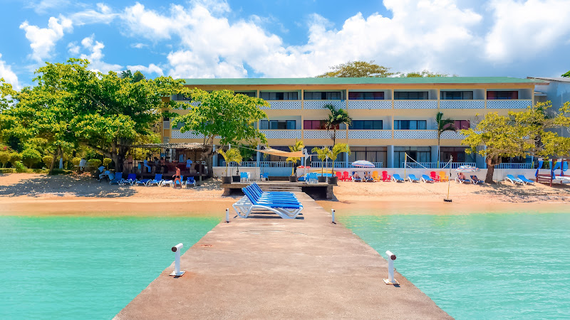 Sand and Tan Beach Hotel - Hotel in 5 White River