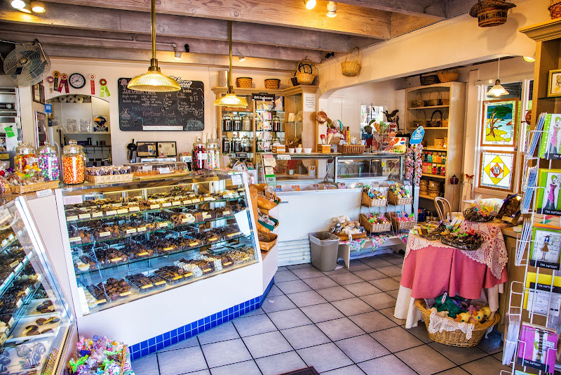 Pieces of Heaven - Ice cream shop in Carmel-By-The-Sea
