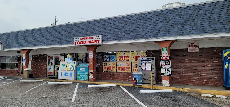Sunshine Convenient Mart - Grocery store in St Pete Beach