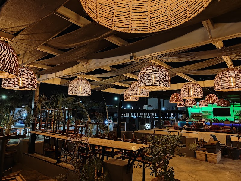 Madeira Bistro Brazilian Steakhouse - Steak house in Centro