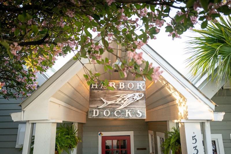 Harbor Docks - Restaurant in Destin