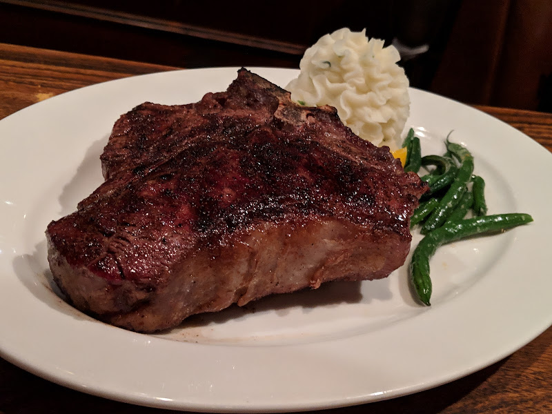 Hy's Steak House - Steak house in Honolulu