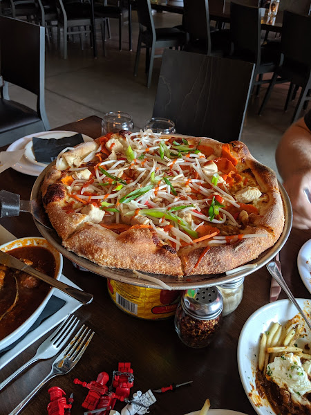 Pitch Scottsdale - Restaurant and Pizzeria