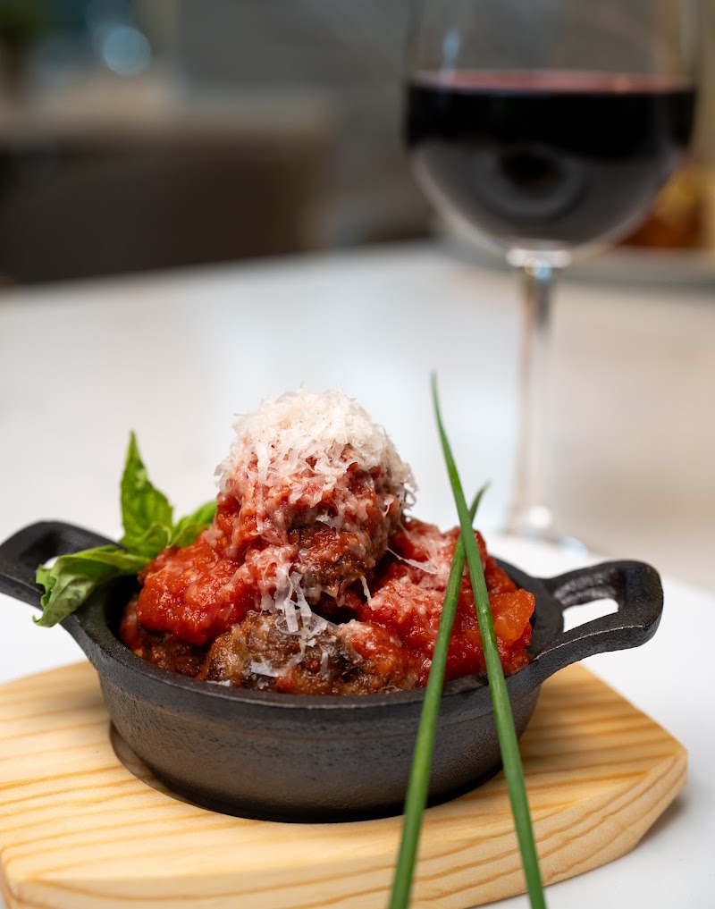 Marek's Collier House photo