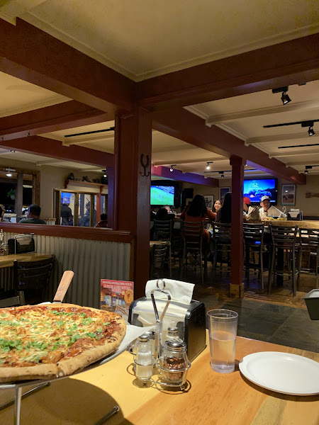 John's Pizza Works - Pizza restaurant in Mammoth Lakes