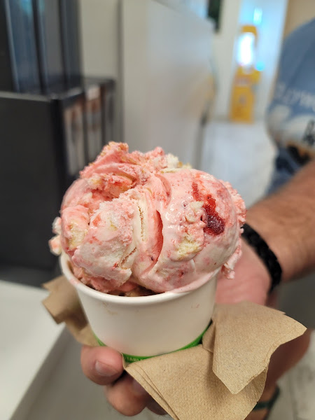 Mr. Bentley's Homemade Ice Cream - Ice cream shop in Marco Island