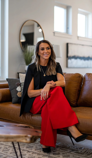 Elise LoSasso | The Agency