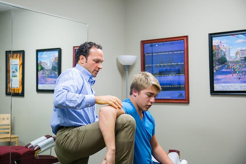 Dr. John Hood Spine & Wellness / Revive Integrated Medical