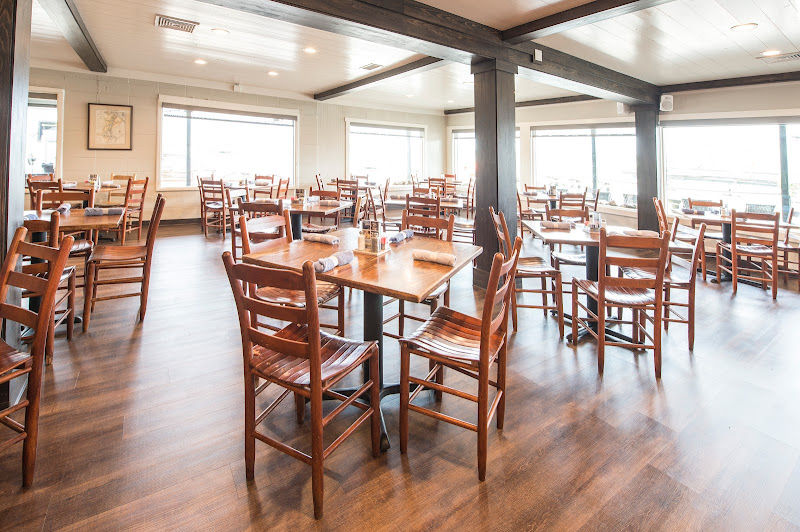 Hudson's Seafood House On The Docks