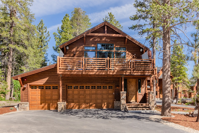 Natural Retreats- Mammoth Lakes (Formerly Mammoth Front Desk) - Vacation home rental agency in Mammoth Lakes