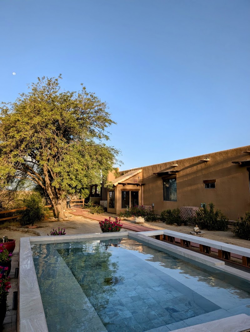 Turtle Back Mesa Bed & Breakfast - Bed & breakfast in Desert Hot Springs