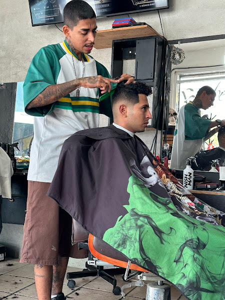 Barbershop Low Life - Barber shop in 23477 Cabo San Lucas