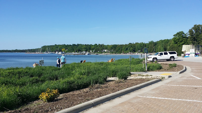 Door County Adventure Center at Egg Harbor Beach - Water sports equipment rental service in Egg Harbor