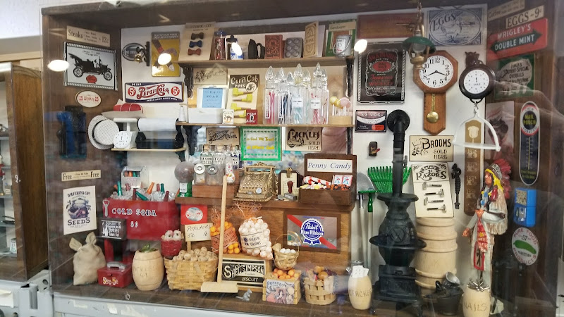 Innovative Miniatures - Doll store in Chattanooga
