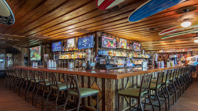 Beach House Bar & Grill