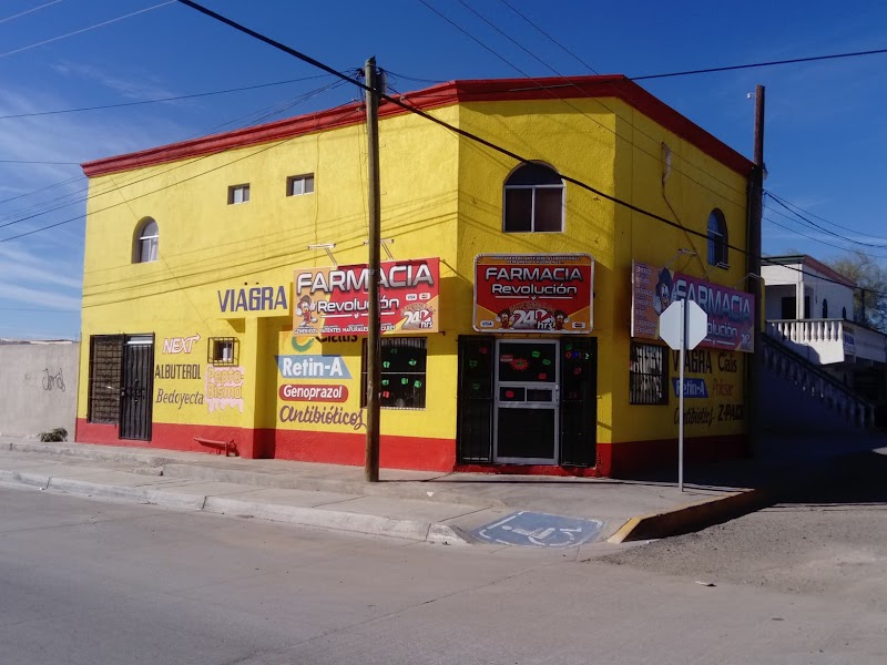 Farmacia Revolucion - Pharmacy in Centro