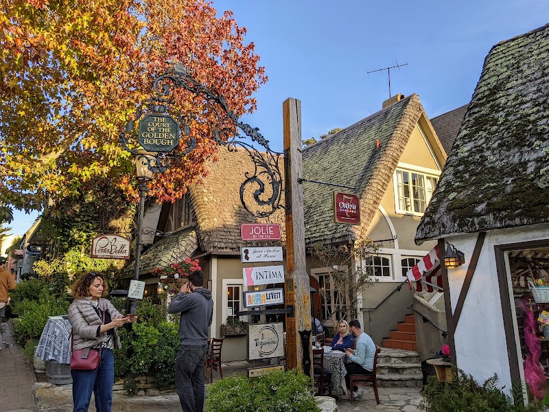 The court of the Golden bough - Historical landmark in Carmel-By-The-Sea