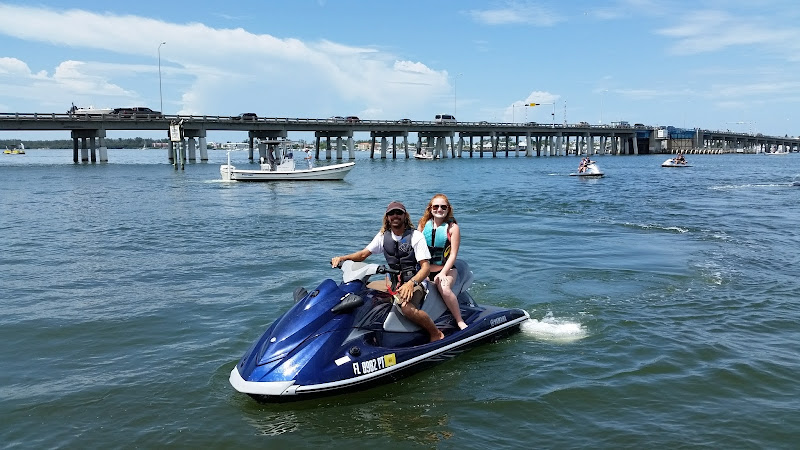 H2O Watersportz - Boat rental service in Holmes Beach