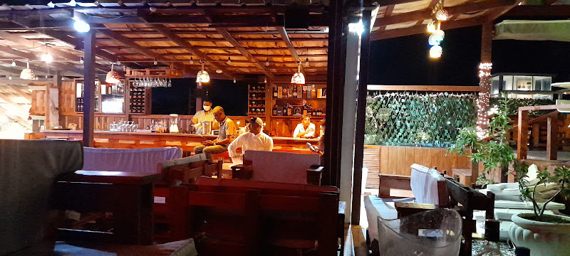 GOLDEN ROOF RESTAURANTE & BAR - Restaurant in Puerto Plata 57000
