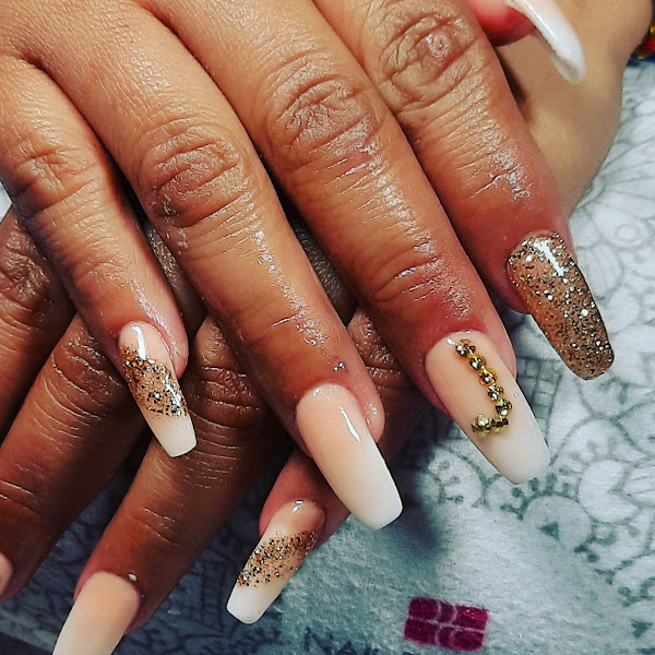 Beautiful nails salon - Beauty salon in Centro