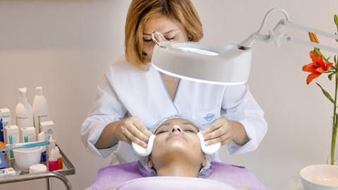 QUIROPRÁCTICO Y TRATAMIENTOS FACIALES - Chiropractor in Centro