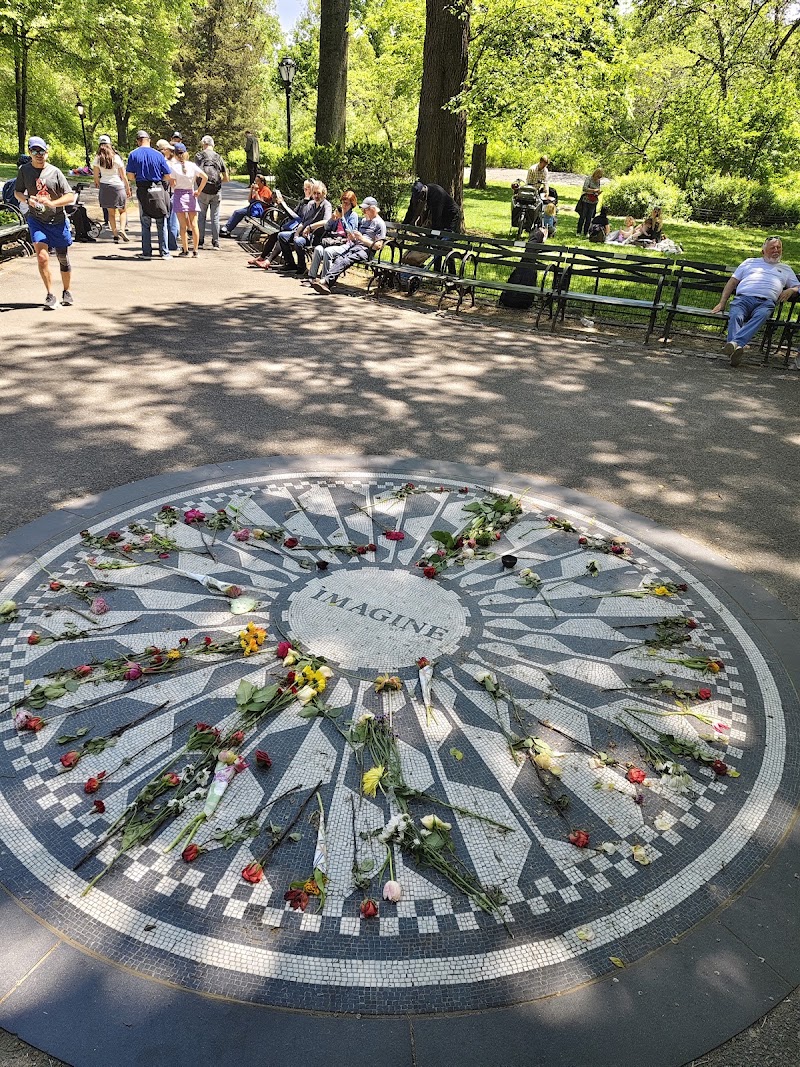 Strawberry Fields - Tourist attraction in New York